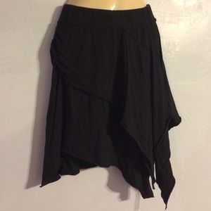 PRICE DROP 💚Double-Layered Asymmetrical Skirt 🌔