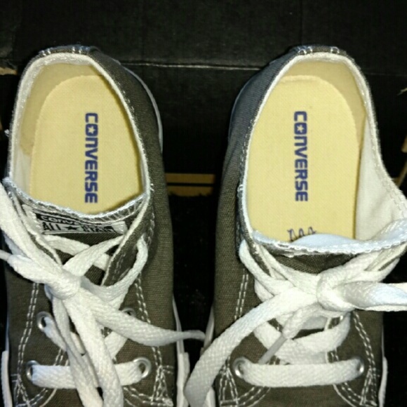 Infant size 8 converse - Picture 2 of 3