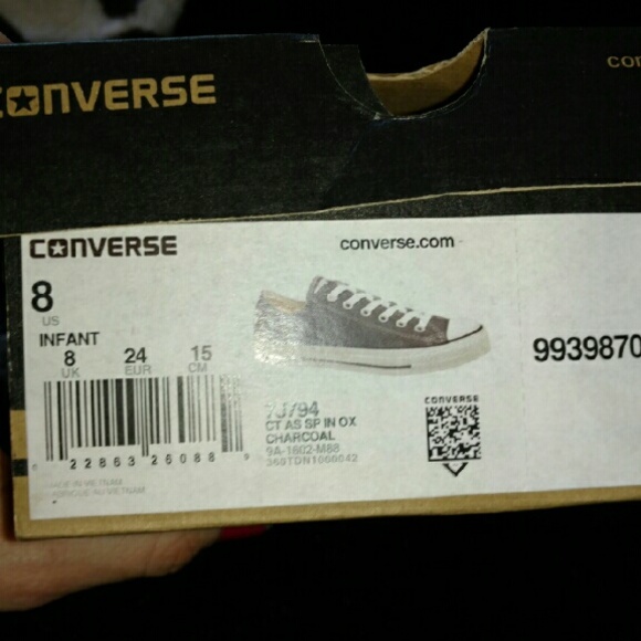 Infant size 8 converse - Picture 3 of 3