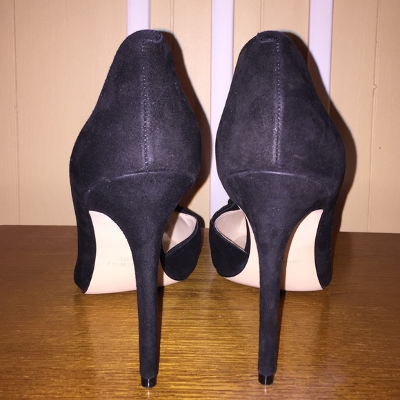 Nine West Black Suede Pumps - Picture 2 of 6