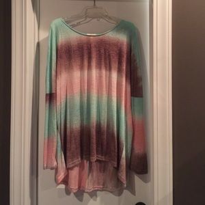 Umgee high low tunic. Very soft.