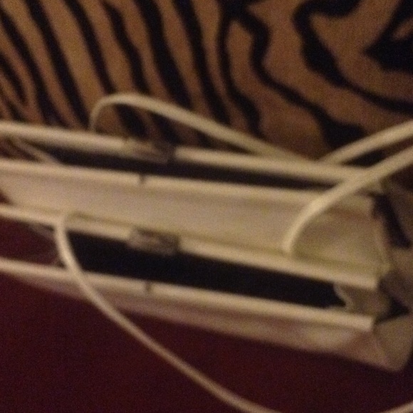 Purse - Picture 2 of 2