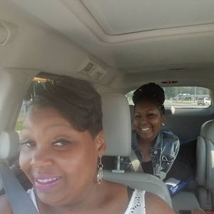 Meet your Posher, Contrina