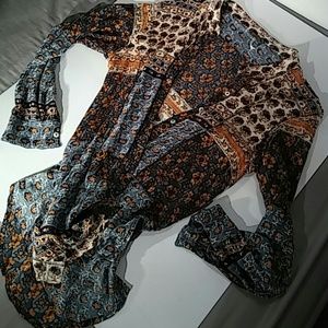 Really fun, lightweight button-down tunic