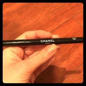 Chanel pen eyeliner