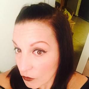 Meet your Posher, Arelis