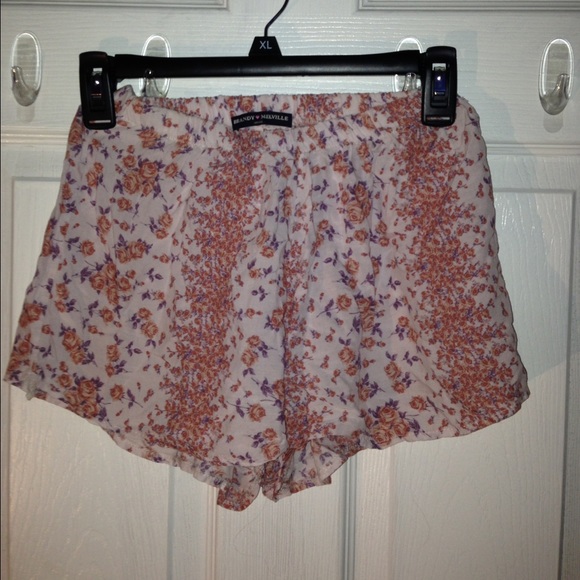 Brandy Melville Floral Shorts size small