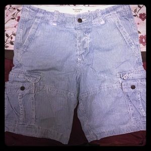 A&F Cargo shorts
