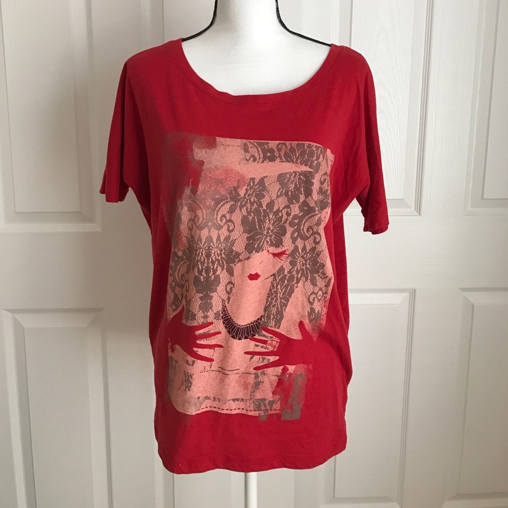 ❣️CUTE STYLISH LOSE FIT TEE❣️