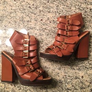 Brown Buckle ankle sandal