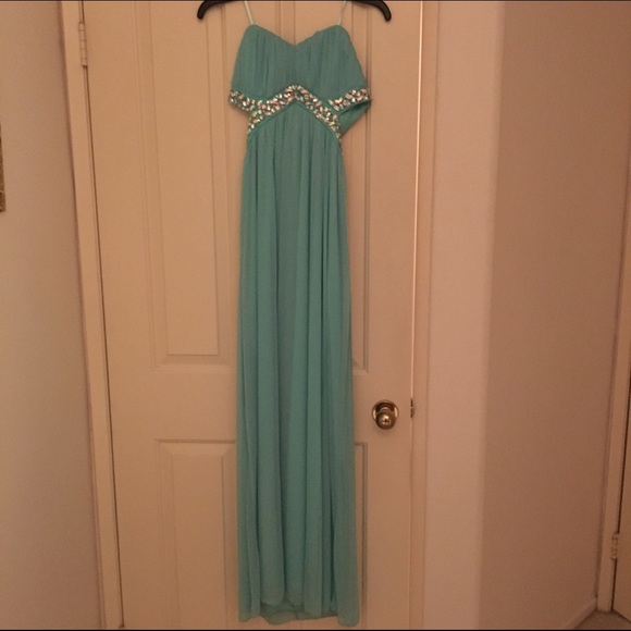 ‼️NWT‼️Trixxi Strapless Prom Gown - Picture 5 of 8