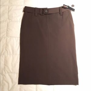 Perfect mid-length skirt - Size 8 NWT