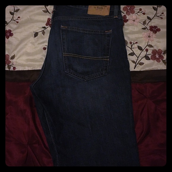 A&F Jeans 33/32