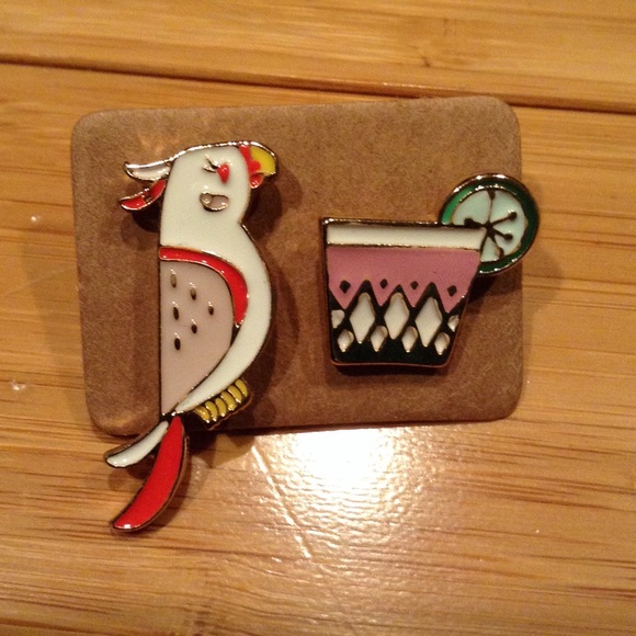 Accessories - Brand new enamel duo pin set