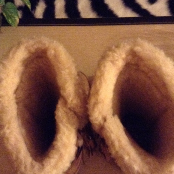 BRAND NEW REAL LEATHER SUEDE BOOTS - Picture 3 of 4