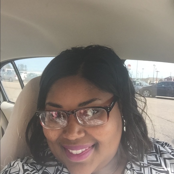 Meet your Posher, Anisha