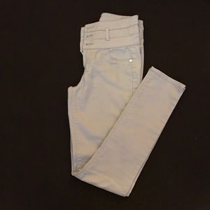 Hi-Waist Super Skinny Pants