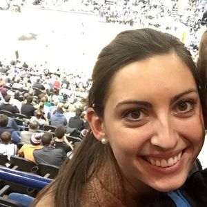 Meet your Posher, Lauren