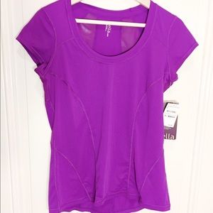 NWT - Zella workout tee