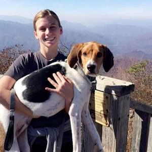 Meet your Posher, Caitlyn