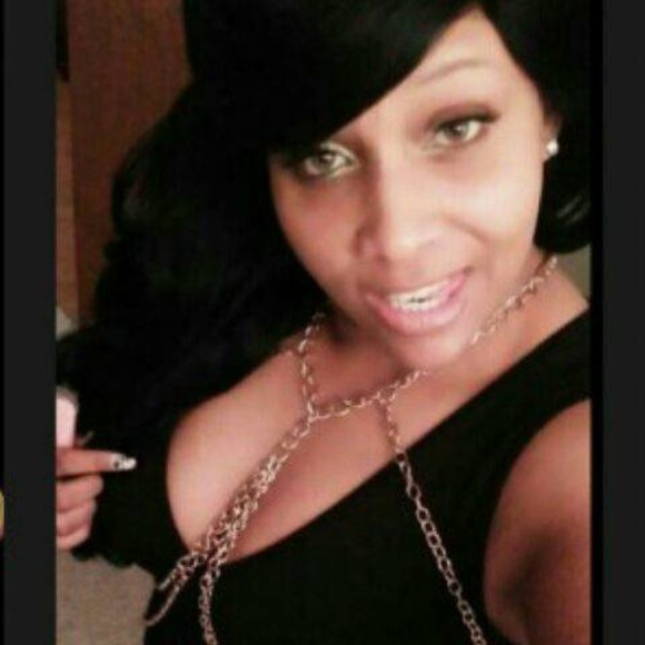 Meet your Posher, Kristen - Picture 1 of 1