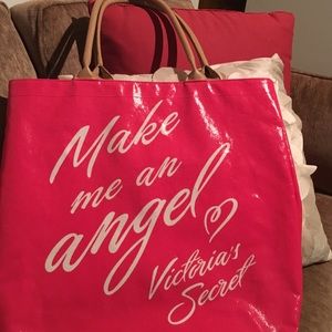Victoria Secrets tore bag SUPER CUTE!