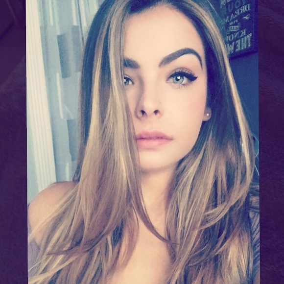 Meet your Posher, Alex - Picture 1 of 1