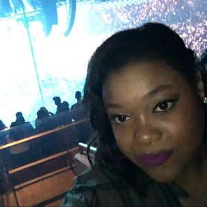 Meet your Posher, Lissette