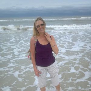 Meet your Posher, Linda