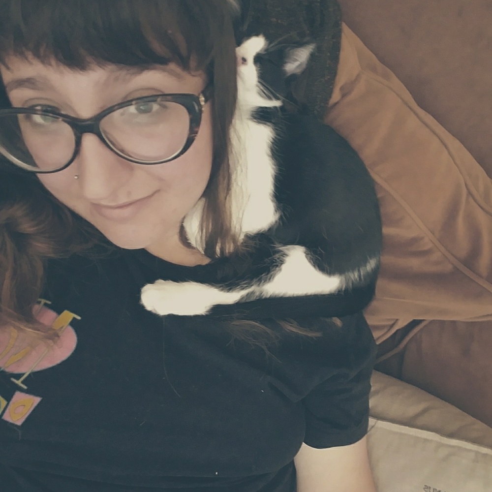 Meet your Posher, Justine