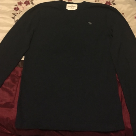 A&F long sleeve