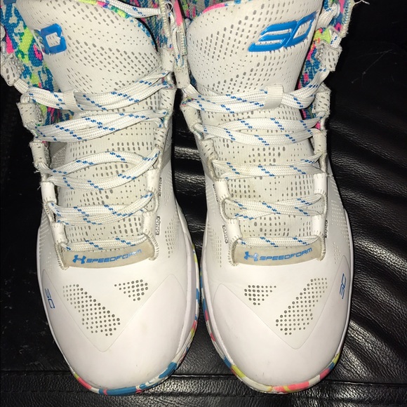 Under armour curry two... 70$ or best offer - Picture 3 of 4