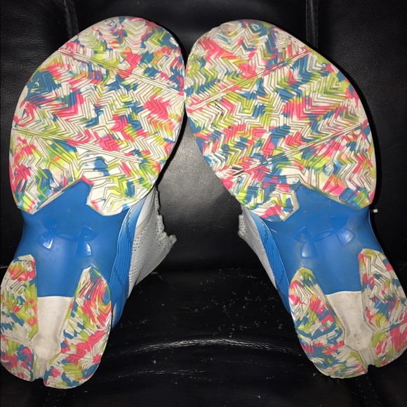 Under armour curry two... 70$ or best offer - Picture 4 of 4