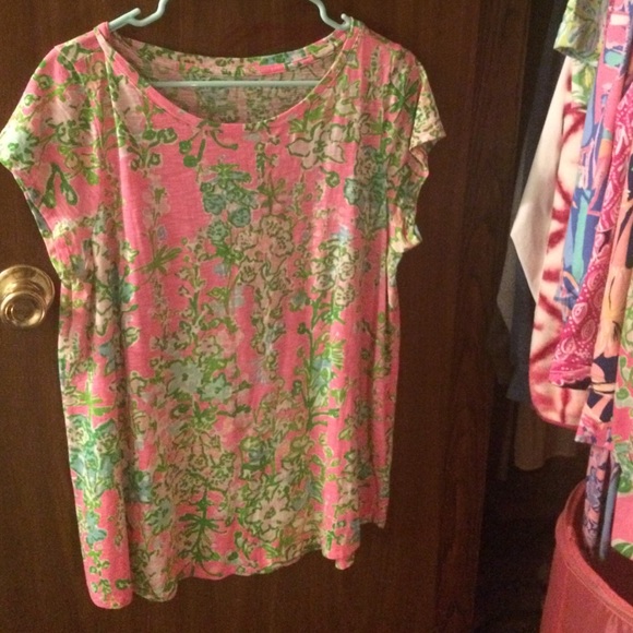 Lilly Pulitzer Tops - Lilly Pulitzer Betsy Top