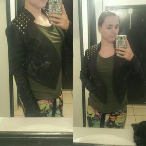 Kardashian Kollection Kacket