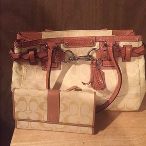 Coach purse