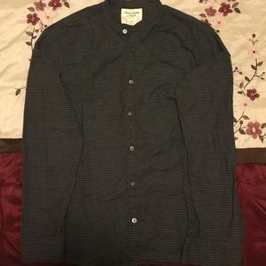 A&F Button down Shirt