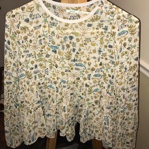 Super cute detailed blouse!!