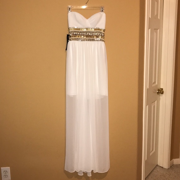 Long, formal, strapless, white maxi dress