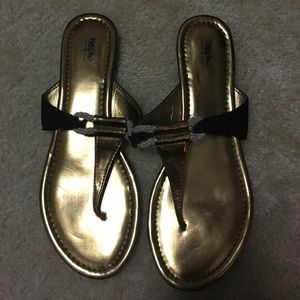 Target mossimo bronze and black sandals