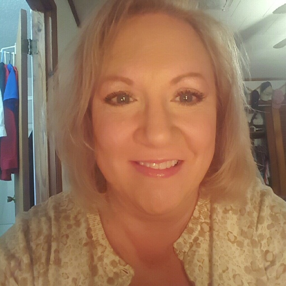 Meet your Posher, Jenny