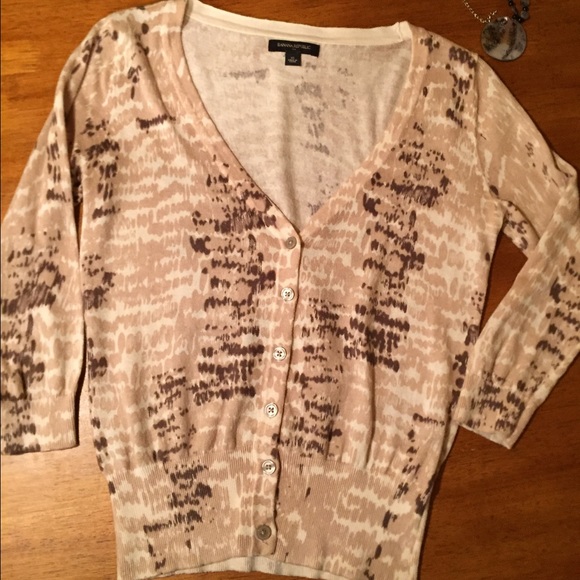 Banana Republic Sweaters - Banana Republic cardigan