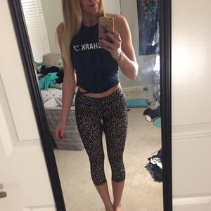 Under Armour crop leggings