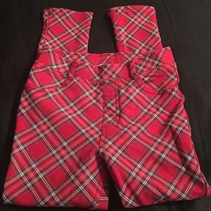Girls plaid pants.