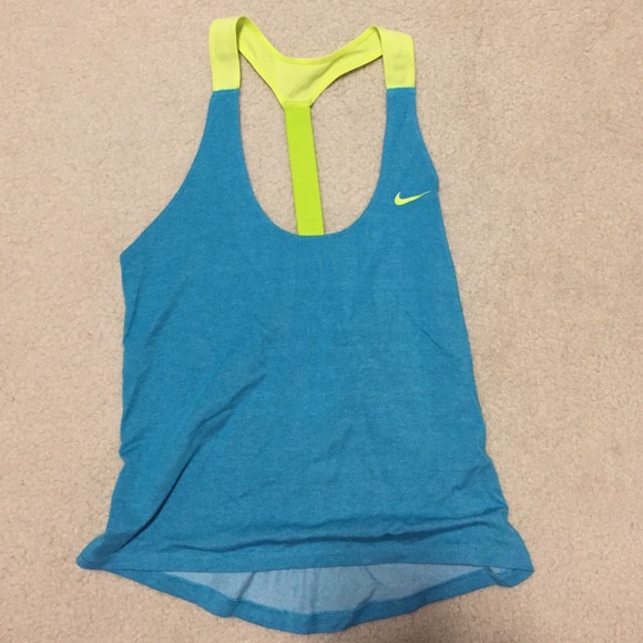 Nike workout tank