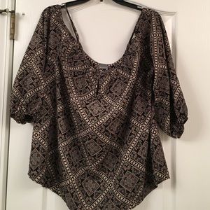 Braeve cold shoulder top