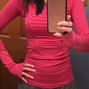Lululemon Bright Pink Long Sleeves sz 2