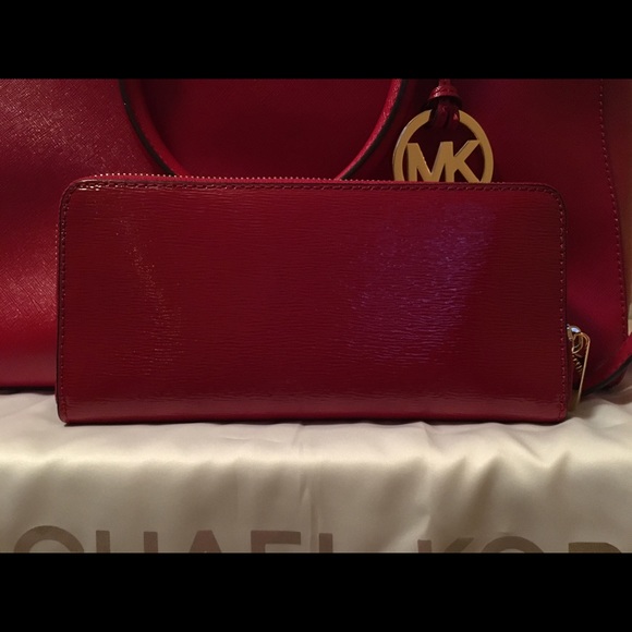 ❤️Michael Kors Jet Set wallet❤️ - Picture 2 of 4