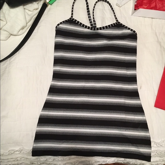 Lulu lemon top