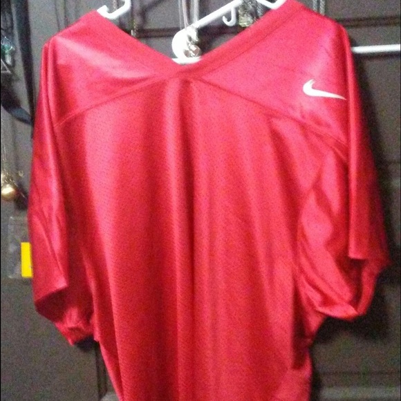 plain red jersey